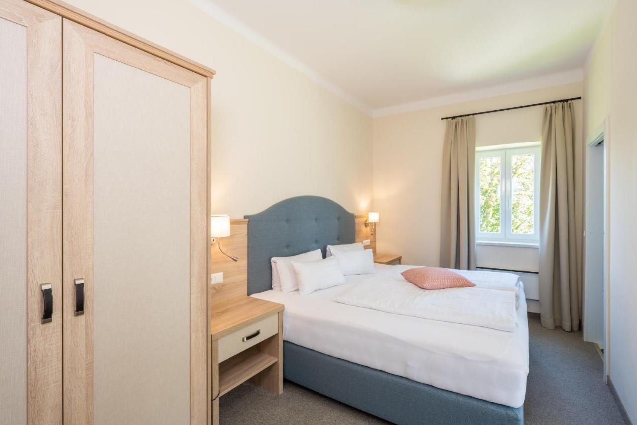 Superior Doppelzimmer mit Seeblick (ohne Balkon)